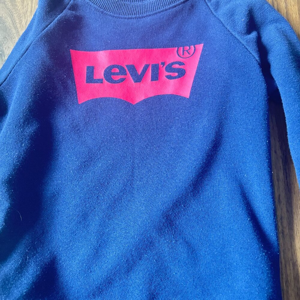 Levi’s Long Sleeve Top – Size 5–6Y – Very Good Condition